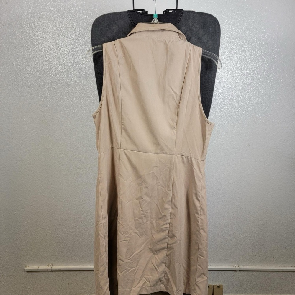 Love Tree Beige Sleeveless Vest - Picture 2 of 5